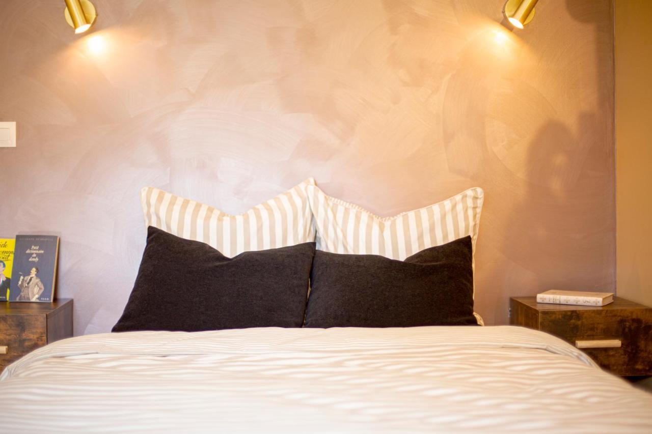 Ideal Pro & Couple - 2 Logements Theme Boho Chic Rdc & Dandy 1Er Etage - Quartier Calme - Jardin - Wifi Hd - Smart Tv - Parking Gratuit - Proche Centre & Transports - Ask Home فالنسيان المظهر الخارجي الصورة